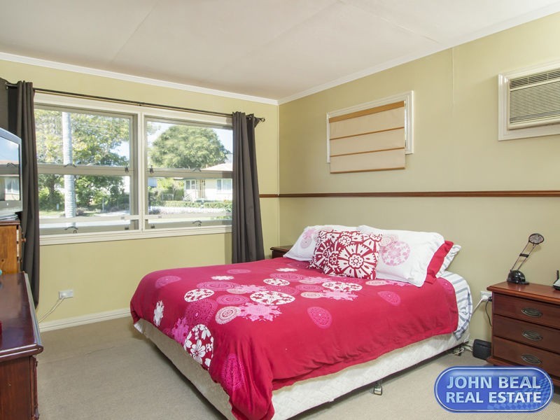 16 Esperanto Street, Redcliffe QLD 4020