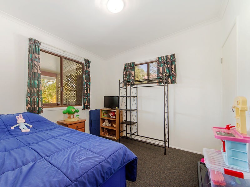 11 Jasmine Street, Strathpine QLD 4500
