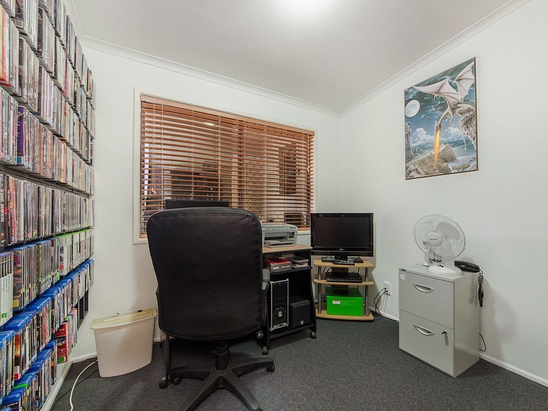 11 Jasmine Street, Strathpine QLD 4500
