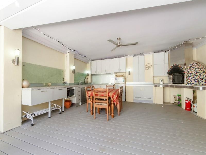 15 Jull Street, Margate QLD 4019