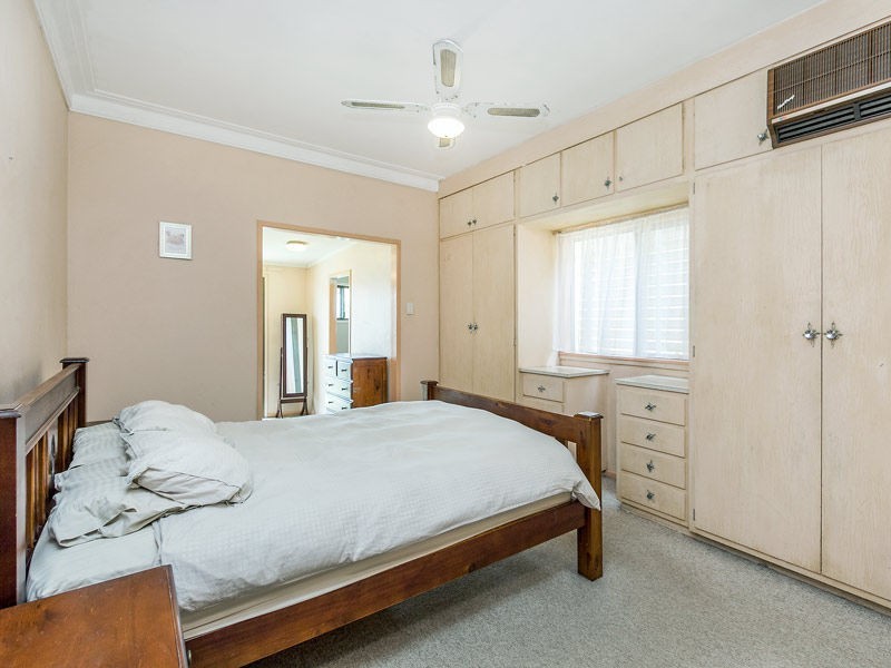 216 Victoria Avenue, Margate QLD 4019
