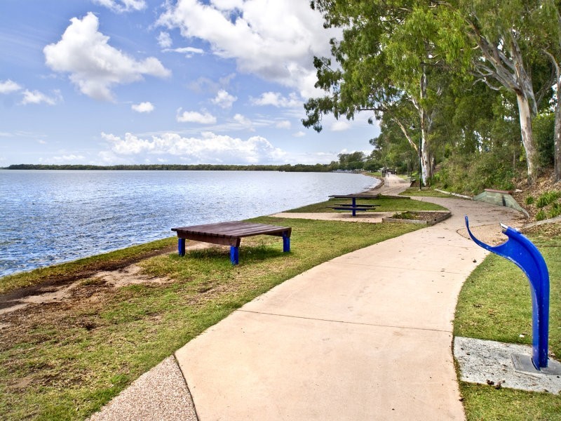 41-43 Esplanade North, Deception Bay QLD 4508