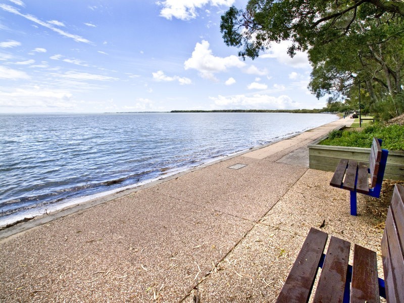 41-43 Esplanade North, Deception Bay QLD 4508