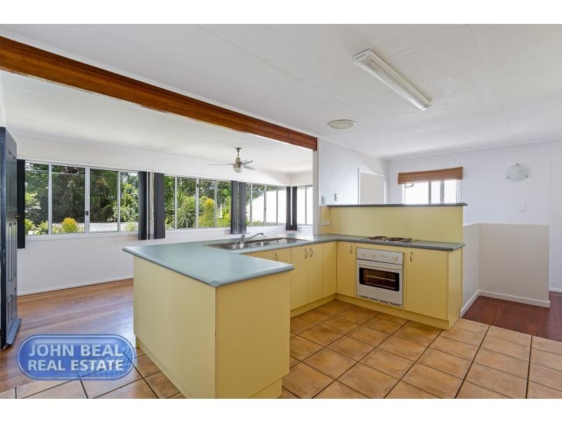 33 Ralph Street, Clontarf QLD 4019