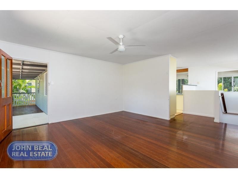 33 Ralph Street, Clontarf QLD 4019