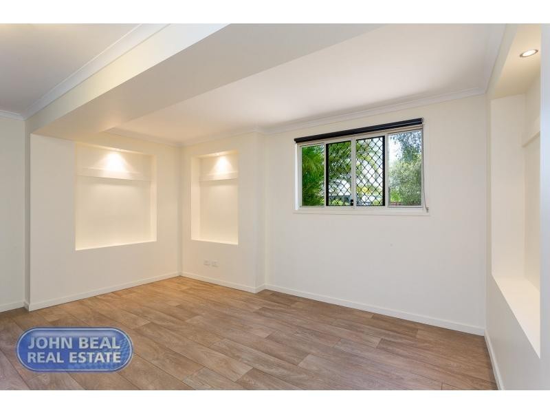 33 Ralph Street, Clontarf QLD 4019