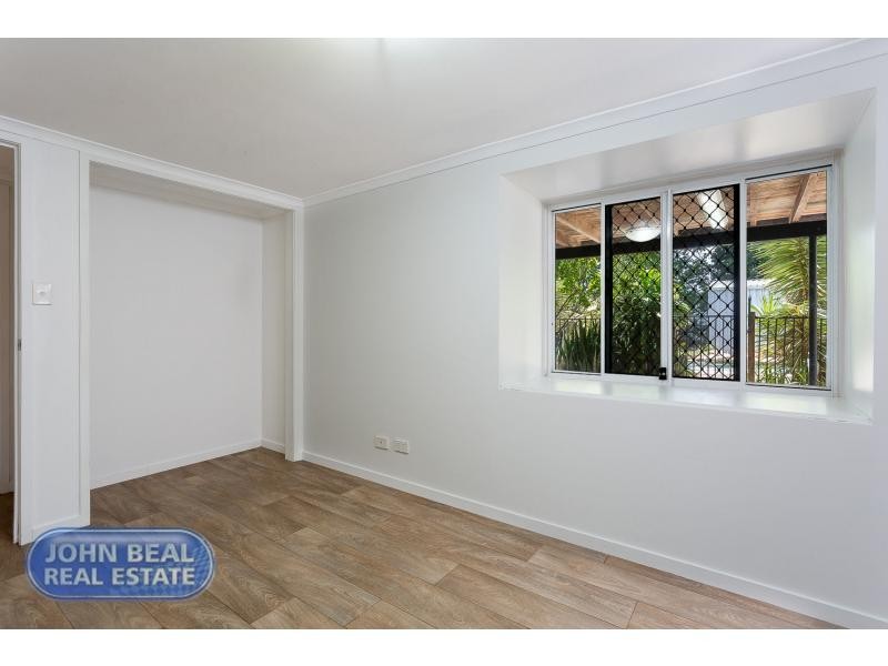 33 Ralph Street, Clontarf QLD 4019