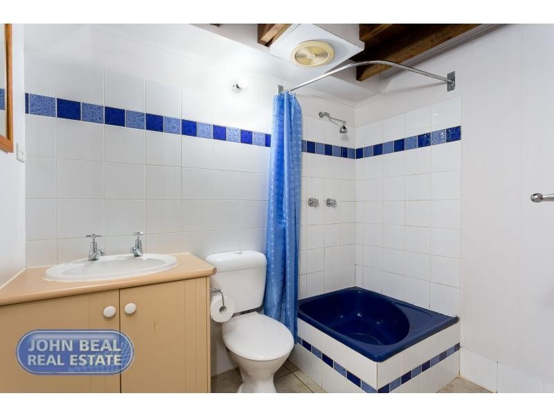 33 Ralph Street, Clontarf QLD 4019