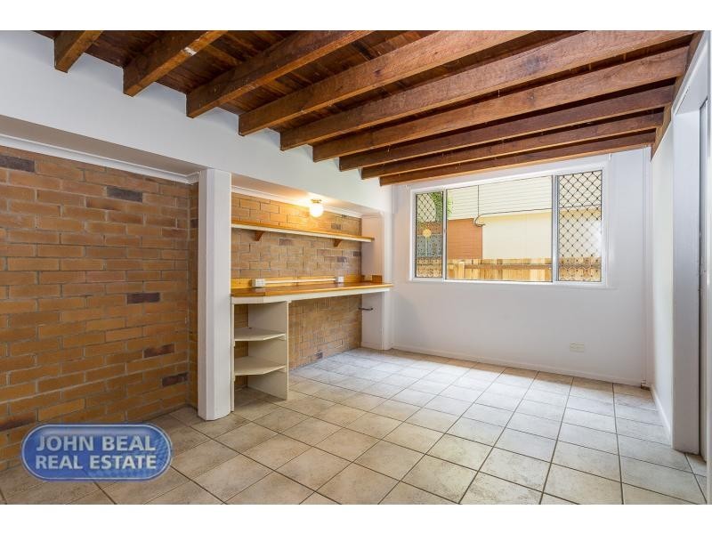 33 Ralph Street, Clontarf QLD 4019