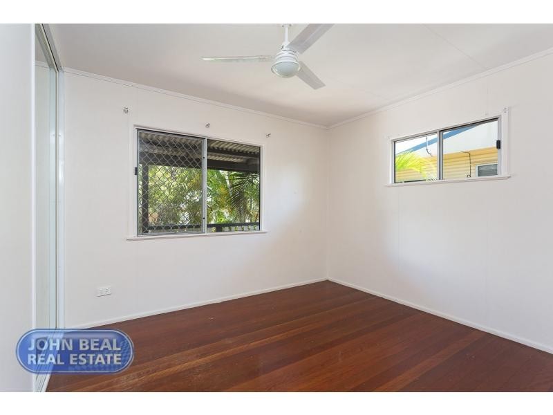 33 Ralph Street, Clontarf QLD 4019