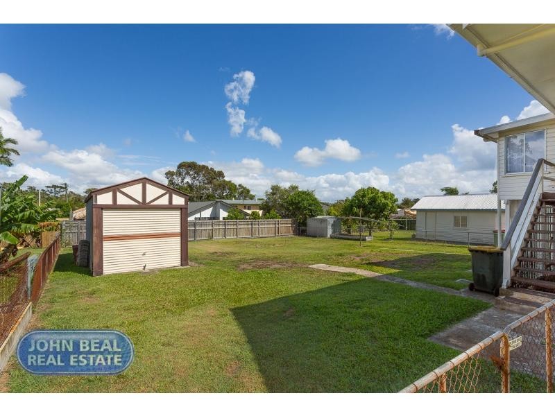 215 Scarborough Road, Scarborough QLD 4020