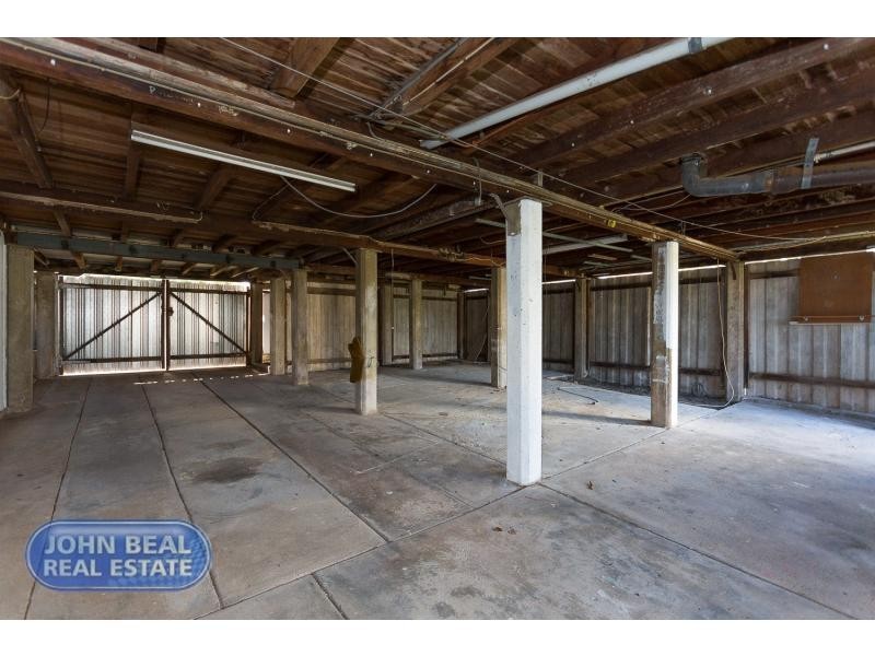 215 Scarborough Road, Scarborough QLD 4020