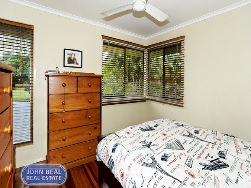 45 Oyster Point Esplanade, Scarborough QLD 4020