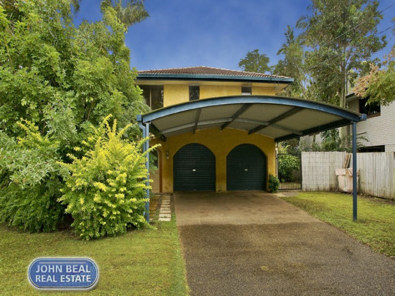 45 Oyster Point Esplanade, Scarborough QLD 4020