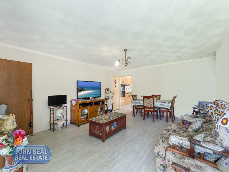 4/8 Jeffrey Street, Redcliffe QLD 4020