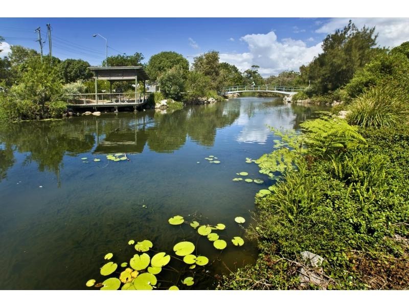 4/8 Jeffrey Street, Redcliffe QLD 4020