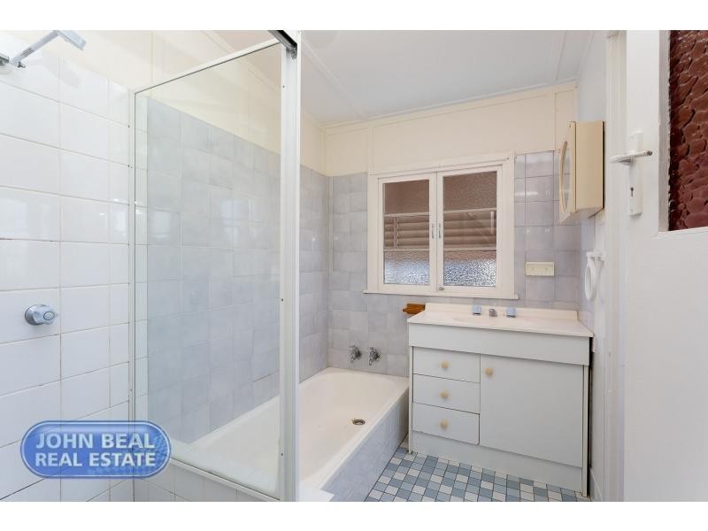 9 Albert Street, Margate QLD 4019