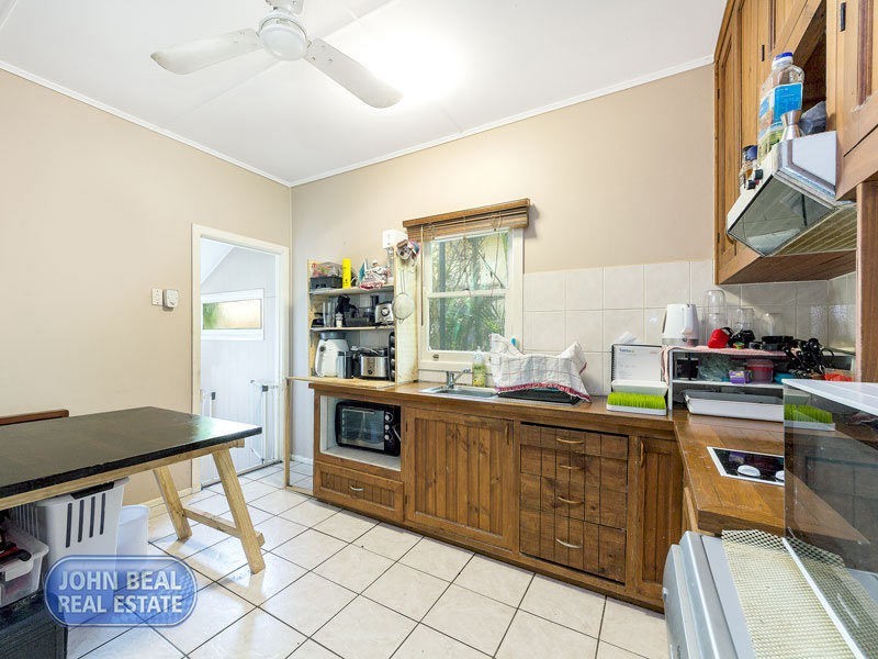 29 Westbrook Street, Woody Point QLD 4019