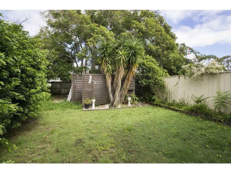 33 McAneny Street, Redcliffe QLD 4020