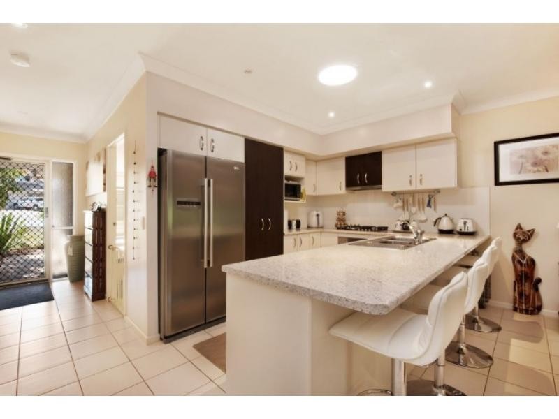 2/73 Glasshouse Circuit, Kallangur QLD 4503