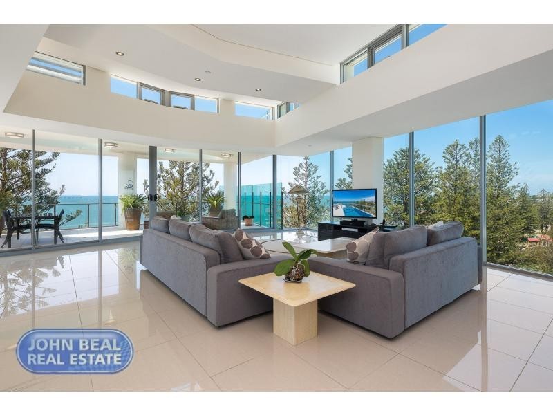 15/16 Prince Edward Parade, Redcliffe QLD 4020