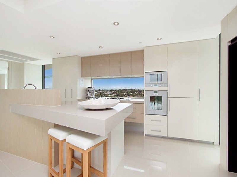 15/16 Prince Edward Parade, Redcliffe QLD 4020