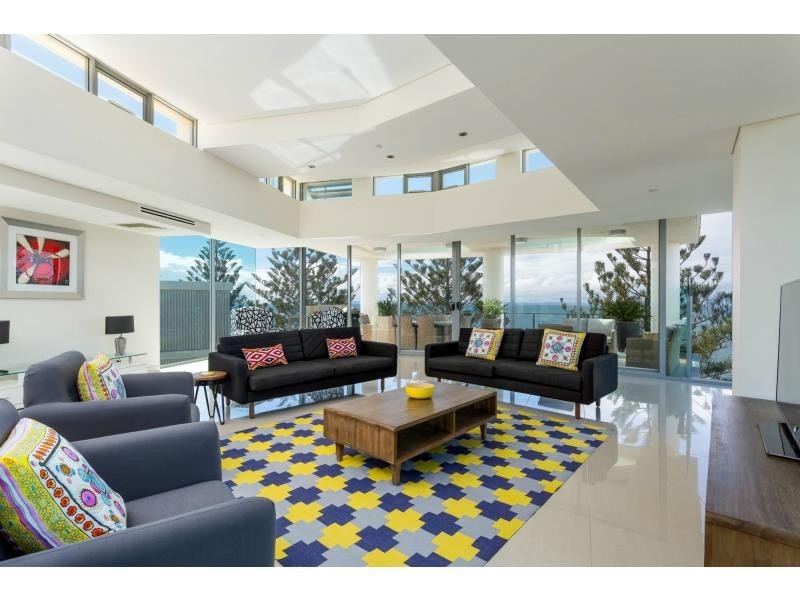 15/16 Prince Edward Parade, Redcliffe QLD 4020