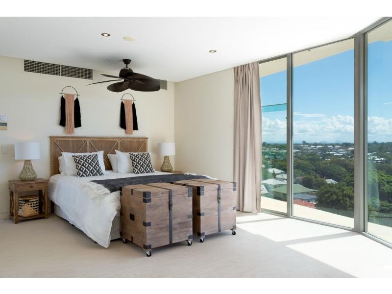 15/16 Prince Edward Parade, Redcliffe QLD 4020