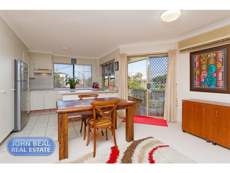 3/20 Meredith Street, Redcliffe QLD 4020