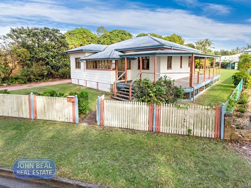 39 Esplanade, Deception Bay QLD 4508