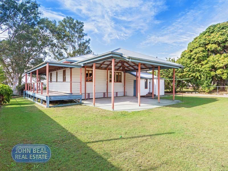 39 Esplanade, Deception Bay QLD 4508