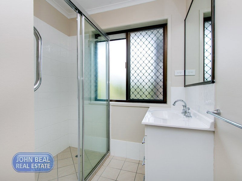 4/2 Drambuie Court, Kippa-ring QLD 4021