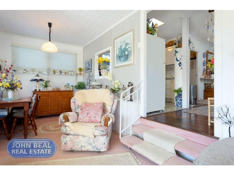 202 Scarborough Road, Scarborough QLD 4020
