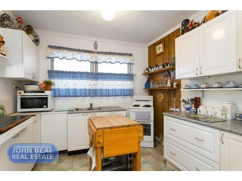 202 Scarborough Road, Scarborough QLD 4020