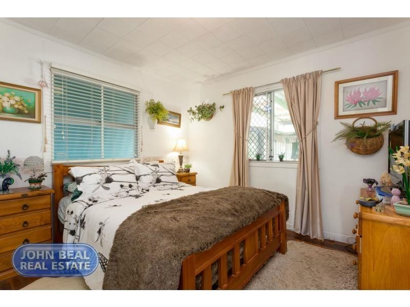 202 Scarborough Road, Scarborough QLD 4020