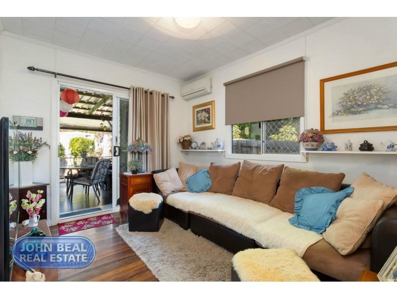 202 Scarborough Road, Scarborough QLD 4020