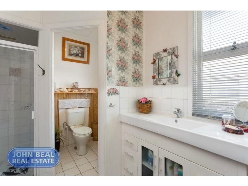202 Scarborough Road, Scarborough QLD 4020