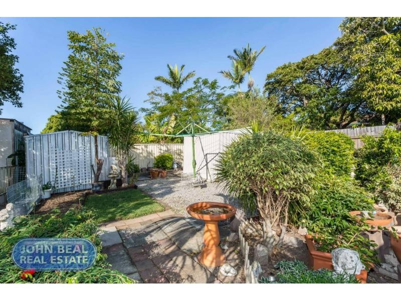 202 Scarborough Road, Scarborough QLD 4020