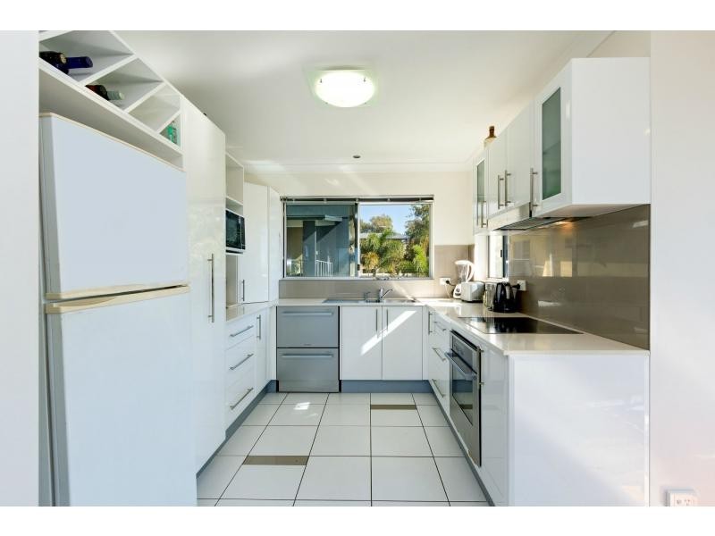 6/6 Georgina Street, Woody Point QLD 4019