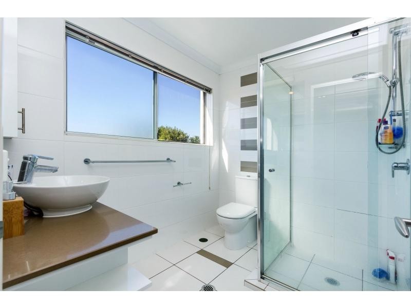 6/6 Georgina Street, Woody Point QLD 4019