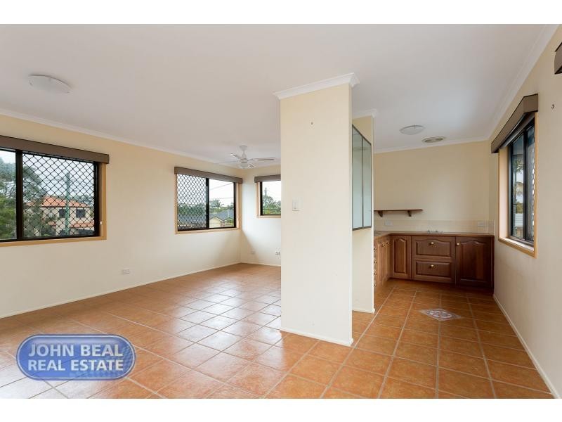 27 Benson Street, Scarborough QLD 4020