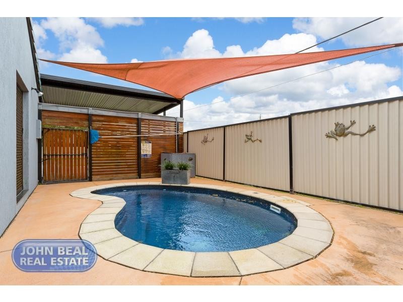 27 Benson Street, Scarborough QLD 4020
