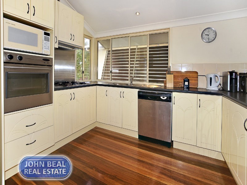 25 Thurecht Parade, Scarborough QLD 4020