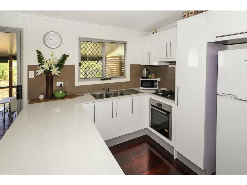 217 Scarborough Road, Scarborough QLD 4020