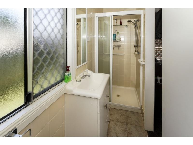 217 Scarborough Road, Scarborough QLD 4020