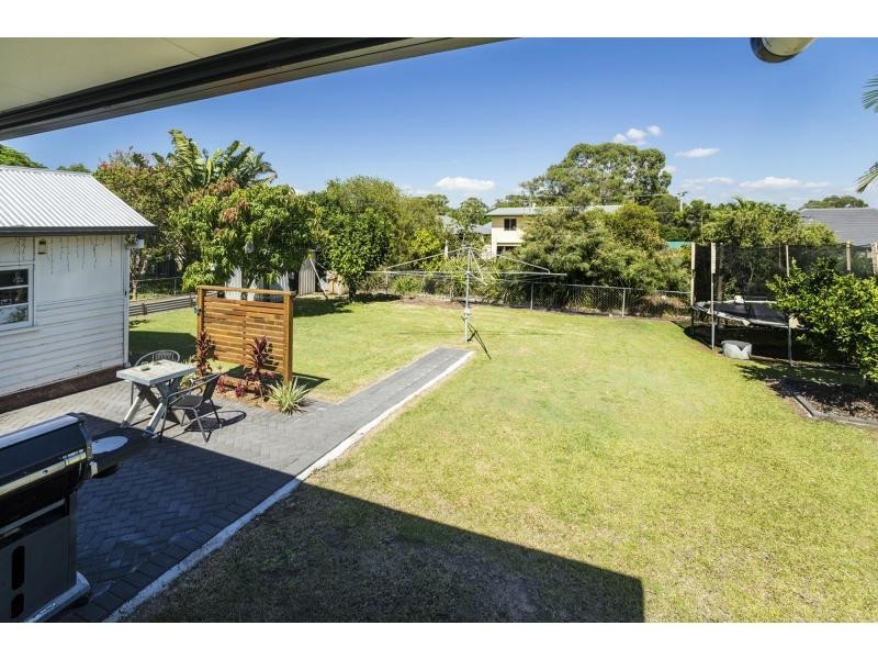 217 Scarborough Road, Scarborough QLD 4020