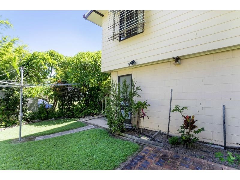 2 Donald Street, Woody Point QLD 4019