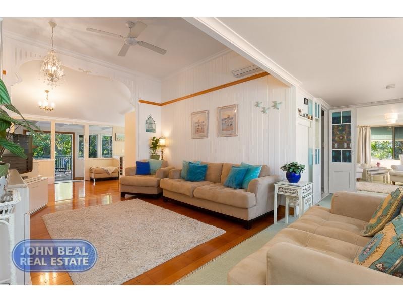 14 Steven Street, Redcliffe QLD 4020