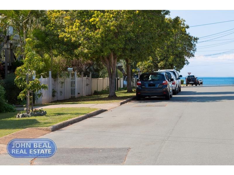 14 Steven Street, Redcliffe QLD 4020