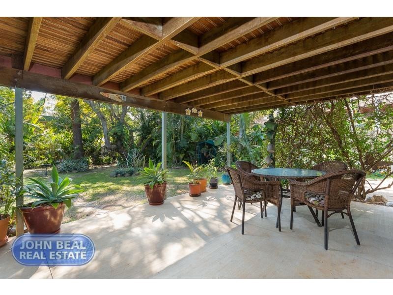 14 Steven Street, Redcliffe QLD 4020